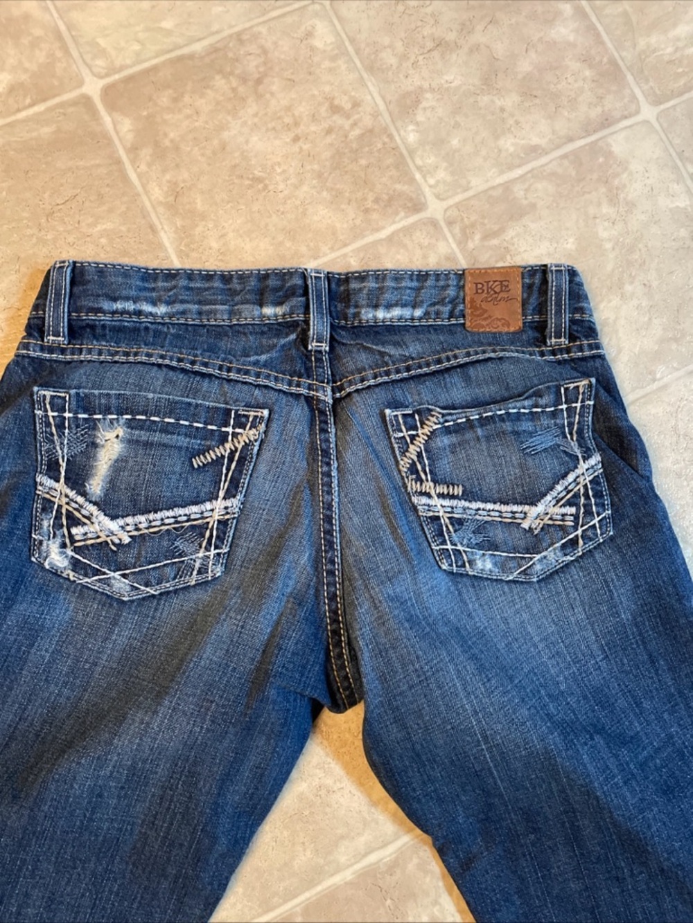 BKE Buckle Jeans Womens 28 Blue Sabrina Capri Distressed Thick Stitch Rockabilly